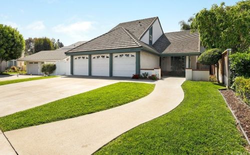 22242 Pewter Ln, El Toro, CA 92630-4347