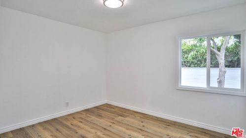 13606 Lemoli Ave, Hawthorne CA  90250-7722 exterior
