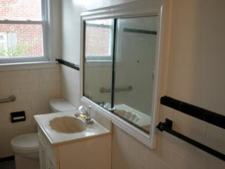 6006 Belle Vista Ave, Baltimore MD  21206-2452 exterior