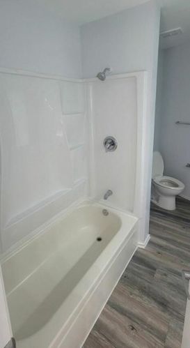 729 Berkley Plz, Irving TX  75061-7586 exterior