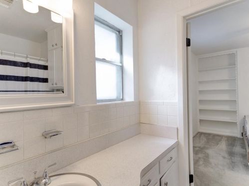 5000 Stacey Ave, Fort Worth TX  76132-1627 exterior