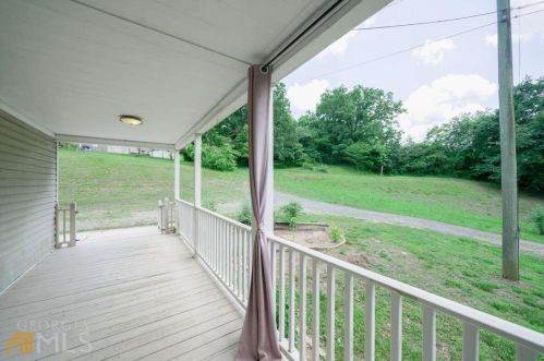 260 Lowry St, Ball Ground, GA 30107-4104