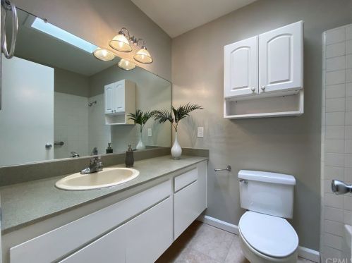 17251 Chestnut, Irvine CA  92612-2316 exterior