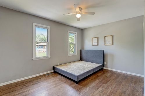 151 Camelot Way, Lemont IL  60440-2084 exterior