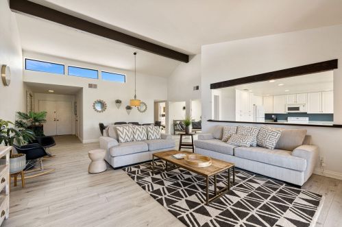 53 Torremolinos Dr, Rancho Mirage, CA 92270-4837
