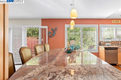 7892 Olive Ct, Pleasanton, CA 94588-4844
