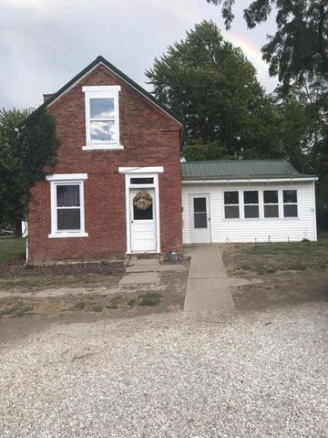 316 Corey St, Griggsville, IL 62340-1235