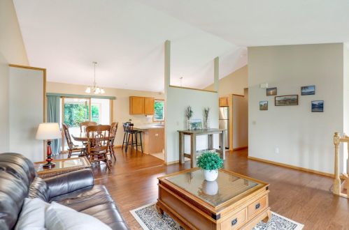 1189 Dawn Ln, Saint Paul MN  55125-8507 exterior