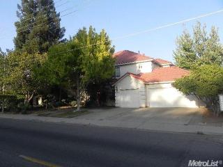 2240 Quincy Rd, Turlock, CA 95382-8116