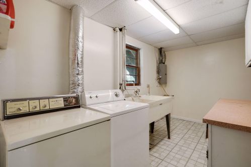 656 17th Ave, Saint Paul MN  55112-6523 exterior