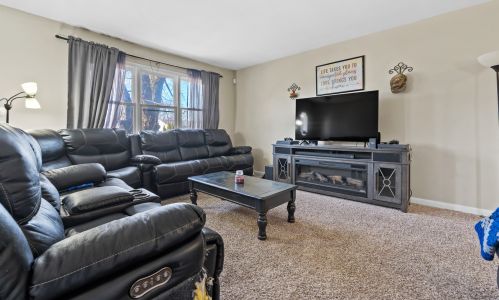 338 Stafford Way, Lemont IL  60440-2128 exterior