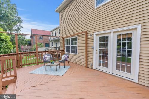 608 Greenbrier Dr, Silver Spring MD 20910-4269 exterior