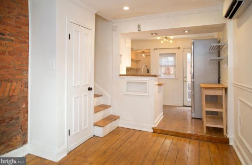 1106 Bodine St, Philadelphia, PA 19147-5306