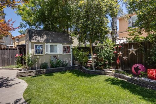 573 Stetson Dr, Valley Home CA  95361-8689 exterior