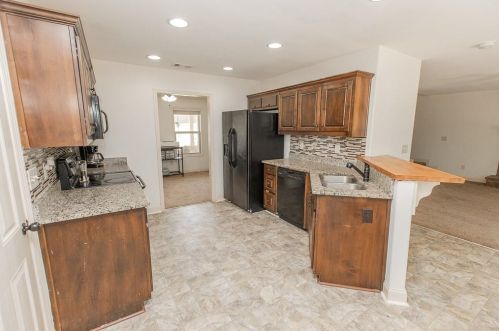 717 Lake Vista Dr, Jefferson GA  30549-4608 exterior