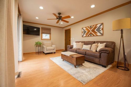 800 58th Ave, Minneapolis MN  55430-2708 exterior