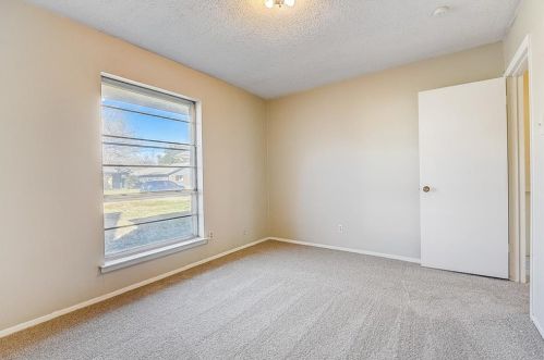 2020 Cedarwood Dr, Carrollton TX 75007-5405 exterior