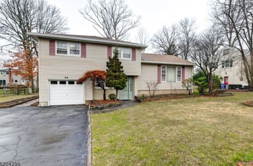 66 Crestmont Rd, Town Center, NJ 07052-1625