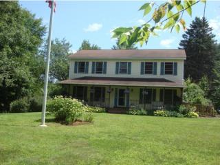 4 Raymond Rd, Nottingham, NH