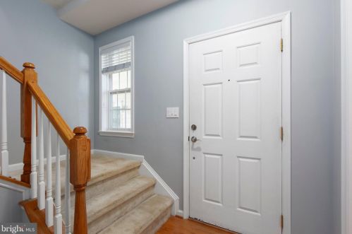 14429 Macon Grove Ln, Gainesville, VA 20155-6224