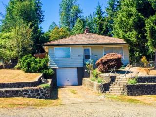 1060 Fowler St, Raymond, WA 98577-4615