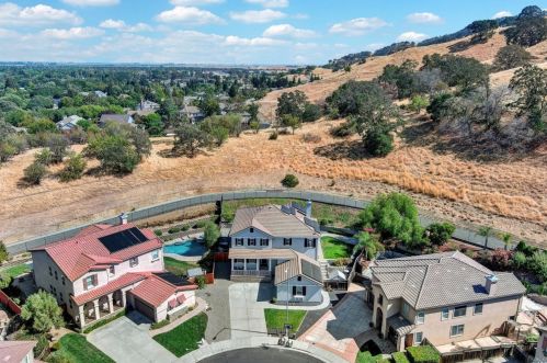 2025 Atherton Ct, Vacaville, CA 95687-7611