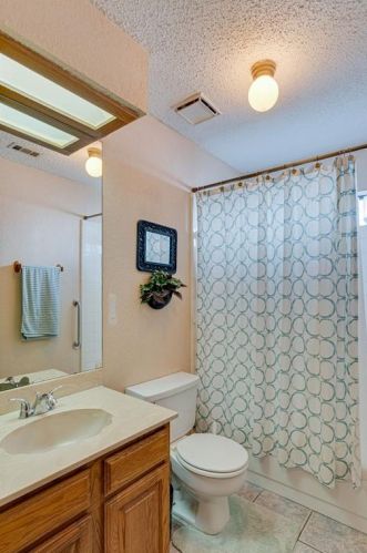 7909 Katie Ln, Fort Worth TX 76148-1512 exterior