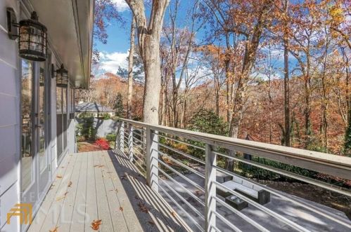 4175 Harrogate Dr, Atlanta GA  30327-3624 exterior