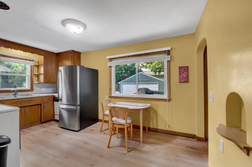 1202 Hoyt Ave, Saint Paul MN  55106-1131 exterior