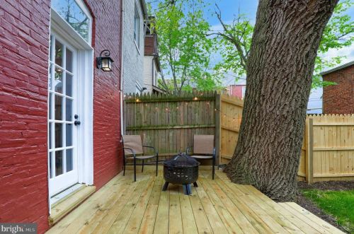 513 Laurel St, Lancaster PA  17603-5638 exterior