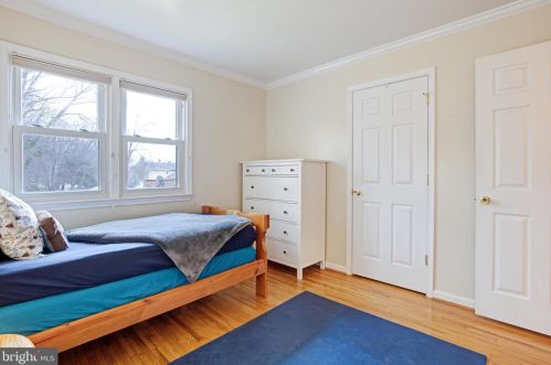 8634 Langport Dr, Springfield VA  exterior