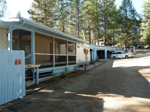 14801 Christmas Tree Ln, Grass Valley, CA 95945-7804