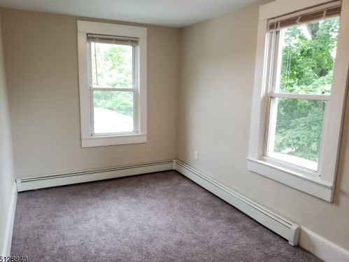 73 Fern Ave, Wharton, NJ 07885-2212