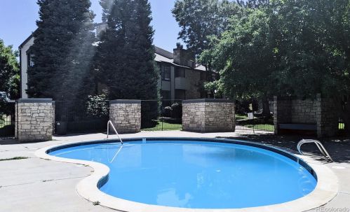 15999 Alaska Pl, Denver CO  80017-3705 exterior