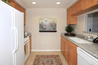 290 Hudson Ave, Pasadena CA  91101-4432 exterior