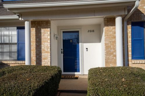 2808 Stratford Ln, Lewisville, TX 75028-1548