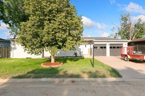 1816 Dilmont Ave, Greeley CO  80631-6207 exterior