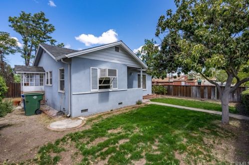 615 3rd St, Lake Nacimiento, CA 93446-3105