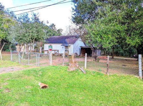 7417 Fulshear Katy Rd, Fulshear, TX