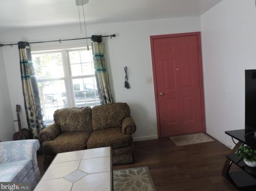 1053 Sterling Pl, Lancaster PA  17603-8839 exterior