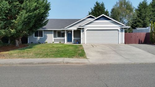 414 12th St, Battle Ground, WA 98604-2876