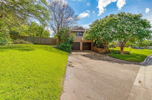 3801 Clayton Rd, Fort Worth TX  76116-9416 exterior