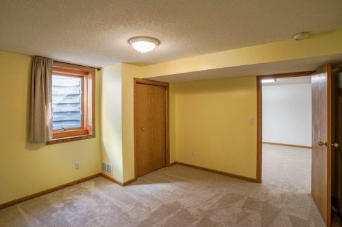 506 2nd Ave, Saint Paul MN  55112-6824 exterior