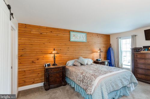 1740 Southport Dr, Lancaster PA  17603-9351 exterior