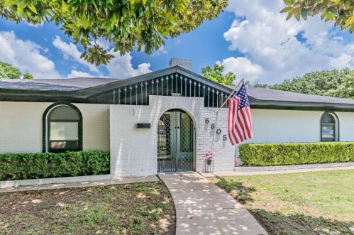 6605 Trail Lake Dr, Fort Worth, TX 76133-5006