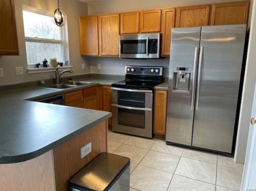 488 Meadow Spring Dr, Old Alexandria, MO 63379-7218