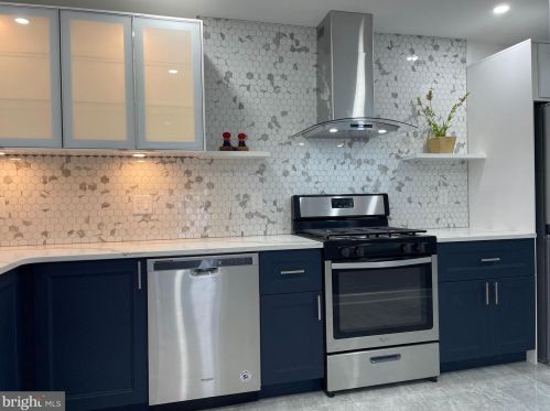 1262 23rd St, Philadelphia PA  19146-4133 exterior