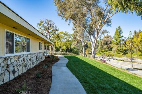 21456 Covina Hills Rd, Covina, CA 91724-3741