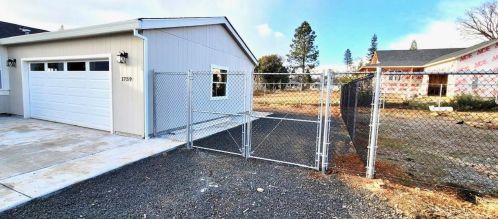 1759 Sunrise Ln, Paradise, CA 95969-2340