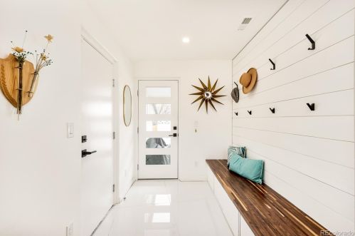 225 Clermont St, Denver CO  80246-1038 exterior